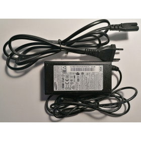 Original Samsung A4514_FPNA Netzteil Ladegerät Stromadapter 14V 3.22A