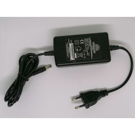 Cyfrowy Polsat GP-1223C power supply charger power adapter 12V 2.3A