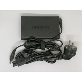 Оригинальный адаптер питания Samsung A10-090P4A / AD-9019SL