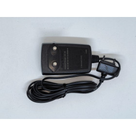 Original Sony Ericsson CAA-0002002-BV Netzteil Ladegerät Stromadapter 4.9V 450mA