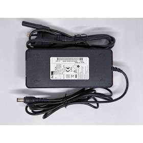 AcBel ADG025 AD0G2 Netzteil Ladegerät Stromadapter 12V 4.58A