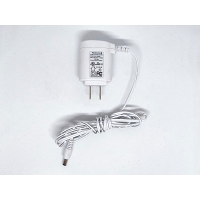 Зарядное устройство (адаптер питания) Remington SW-120060A 12V 600mA