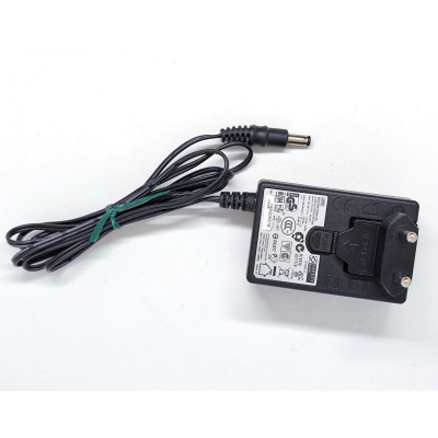 APD WA-24E12 Netzteil Ladegerät Stromadapter 12V 2A