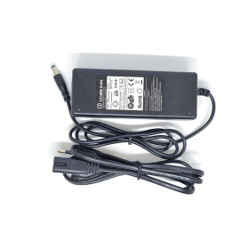 Coming Data CP2915 Netzteil Ladegerät Stromadapter 29.4V 1.5A