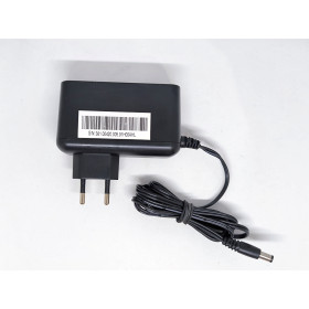 381.00420.005 Netzteil Ladegerät Stromadapter 12V 3A