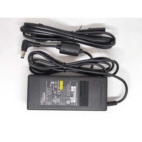 Original Fujitsu S26113-E518-V55 / ADP-90SB AD Netzteil Ladegerät Stromadapter 20V 4.5A