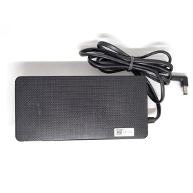 Original Samsung A14020_BPN / A14020-BPN Netzteil Ladegerät Stromadapter 20V Original Samsung A14020_BPN / A14020-BPN Netzteil Ladegerät Stromadapter 20V