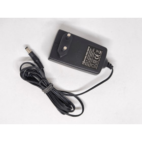 UE24WV-120200SPA Netzteil Ladegerät Stromadapter 12V 2A