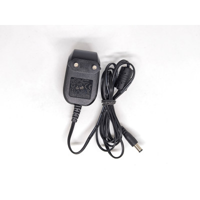 Оригинальное зарядное устройство (адаптер питания) YLJXA-E190060 19V 0.6A Оригинальное зарядное устройство (адаптер питания) YLJXA-E190060 19V 0.6A