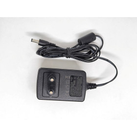 F24W5-120200SPAV Netzteil Ladegerät Stromadapter 12V 2A