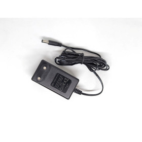 AD-0181200150EU-S Netzteil Ladegerät Stromadapter 12V 1.5A