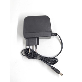 DVE DSA-27PFA-12 AEU 120225 Netzteil Ladegerät Stromadapter 12V 2.25A DVE DSA-27PFA-12 AEU 120225 Netzteil Ladegerät Stromadapter 12V 2.25A