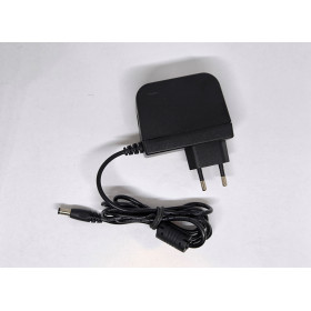 DVE DSA-30PFG-12 FEU 120250 Netzteil Ladegerät Stromadapter 12V 2.5A