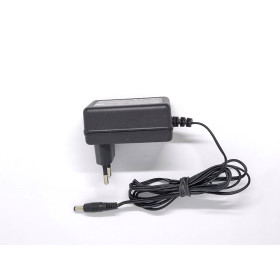 Original MV18-Y150120-C5 Netzteil Ladegerät Stromadapter 15V 1.2A