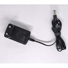 Original CHANZEHO CZH013270050EUWH Netzteil Ladegerät Stromadapter 27V 0.5A Original CHANZEHO CZH013270050EUWH Netzteil Ladegerät Stromadapter 27V 0.5A