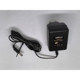 AUDIOLINE PART NO.886 Netzteil Ladegerät Stromadapter 10V 620mA AUDIOLINE PART NO.886 Netzteil Ladegerät Stromadapter 10V 620mA
