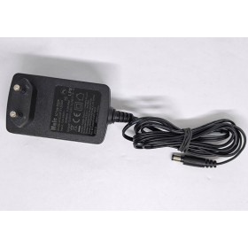Meic MN024F-E120200 Netzteil Ladegerät Stromadapter 12V 2A Meic MN024F-E120200 Netzteil Ladegerät Stromadapter 12V 2A