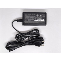 Original Sony AC-L25A Netzteil Ladegerät Stromadapter 8.4V 1.7A