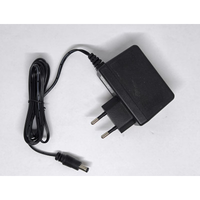 Original UMEC UP0181A-15PE Netzteil Ladegerät Stromadapter 15V 1.2A Original UMEC UP0181A-15PE Netzteil Ladegerät Stromadapter 15V 1.2A
