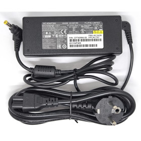 Original Fujitsu A13-090P1A / FMV-AC343B Netzteil Ladegerät Stromadapter 19V 4.74A Original Fujitsu A13-090P1A / FMV-AC343B Netzteil Ladegerät Stromadapter 19V 4.74A
