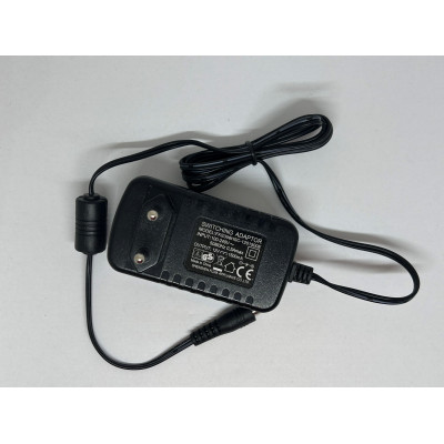 FKS308HSC-1201500E Netzteil Ladegerät Stromadapter 12V 1500mA