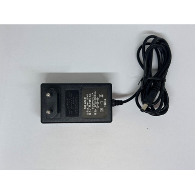 LLDY-123001 Netzteil Ladegerät Stromadapter 12V 3000mA